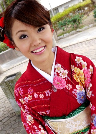 Akane Hiiragi